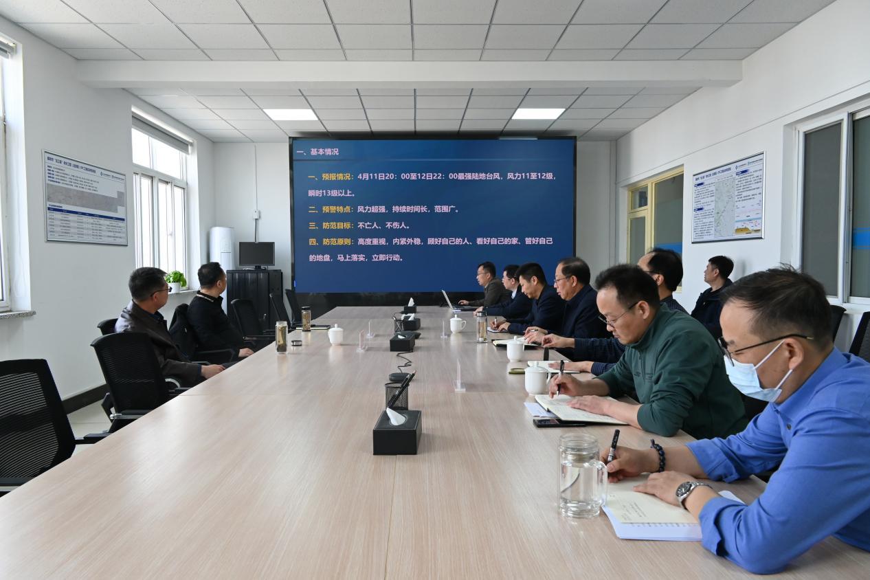 AK网页版党委副书记、董事、总经理刘晓光 赴“北三县”项目办开展极端大风天气应急部署现场检查